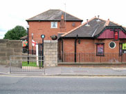 The Moorings pub at Bottom Road bridge (Bridge 99)